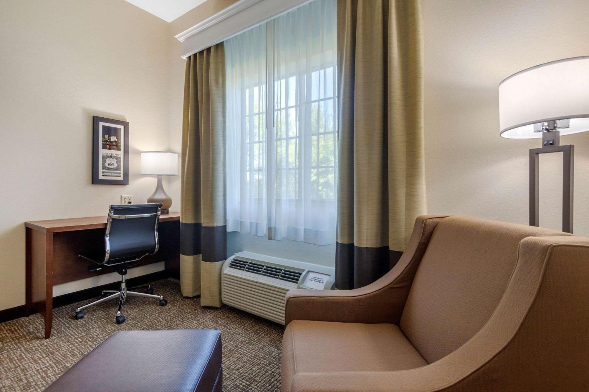 Comfort Inn & Suites Glenpool Ngoại thất bức ảnh